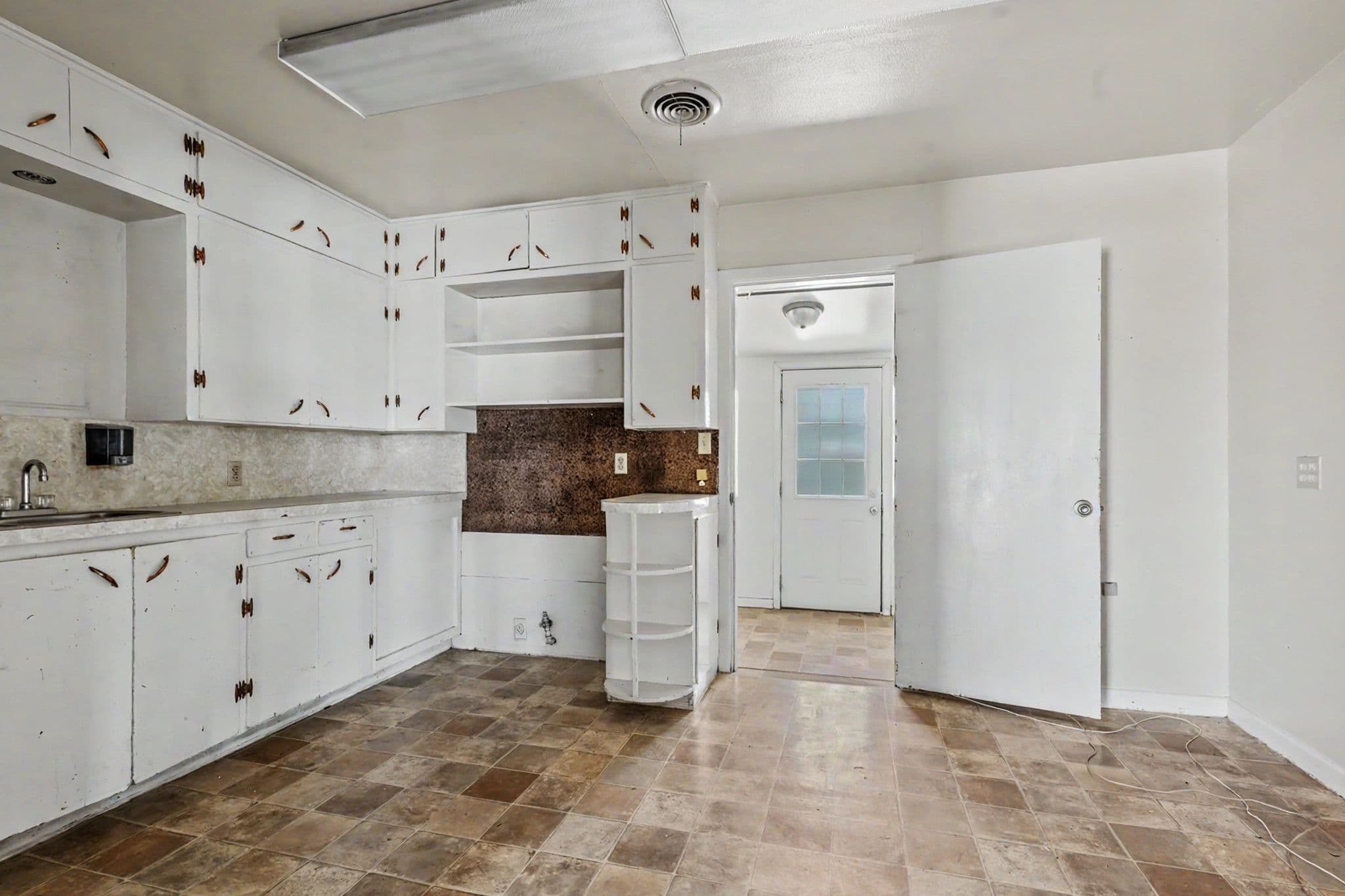 Interior Kitchen